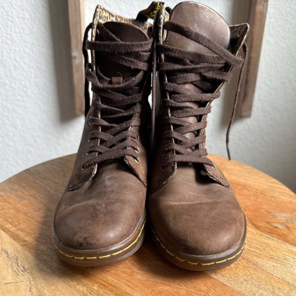 Dr. Martens Womens Brown Stratford Leather Foldover Leopard Print Boots Size 6 - Picture 3 of 9